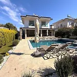 Villa Sahra Premium - Luxury 4 Bedroom With Private Pool & Garden In Dalyan Center *