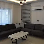 Sahra Premium - Luxury 4 Bedroom With Private Pool & Garden In Dalyan Center * Ortaca