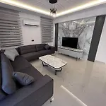 Villa Sahra Premium - Luxury 4 Bedroom With Private Pool & Garden In Dalyan Center *