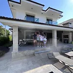 Villa Sahra Premium - Luxury 4 Bedroom With Private Pool & Garden In Dalyan Center