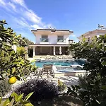 Villa Sahra Premium - Luxury 4 Bedroom With Private Pool & Garden In Dalyan Center Ortaca