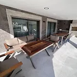 Sahra Premium - Luxury 4 Bedroom With Private Pool & Garden In Dalyan Center Villa