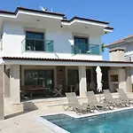 Villa Sahra Premium - Luxury 4 Bedroom With Private Pool & Garden In Dalyan Center