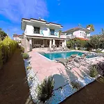 Villa Sahra Premium - Luxury 4 Bedroom With Private Pool & Garden In Dalyan Center *