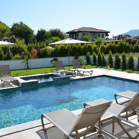 Villa Sahra Premium - Luxury 4 Bedroom With Private Pool & Garden In Dalyan Center
