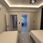 Vila Sahra Premium - Luxury 4 Bedroom With Private Pool & Garden In Dalyan Center *