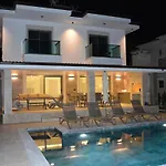 Sahra Premium - Luxury 4 Bedroom With Private Pool & Garden In Dalyan Center Vila *