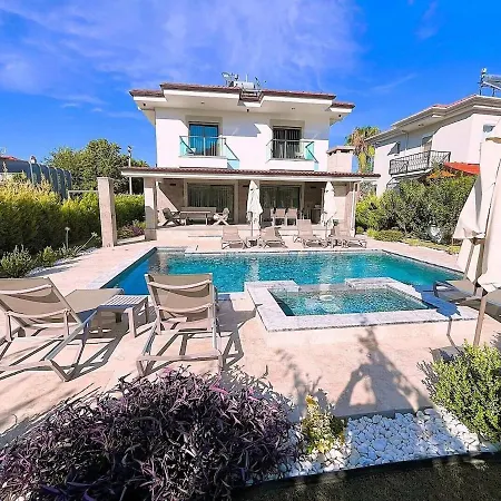 Villa Sahra Premium - Luxury 4 Bedroom With Private Pool & Garden In Dalyan Center *