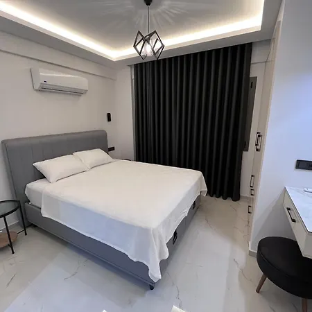 Sahra Premium - Luxury 4 Bedroom With Private Pool & Garden In Dalyan Center Ortaca (Mugla)