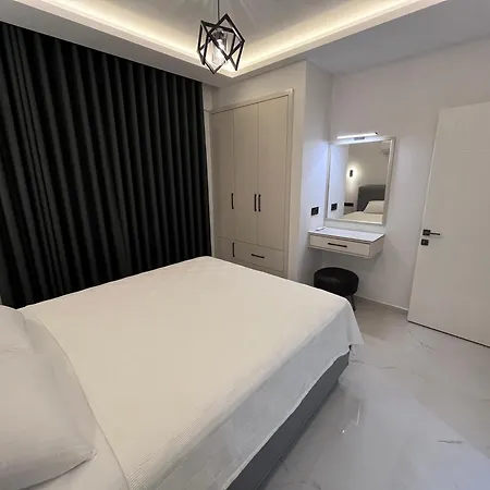 Sahra Premium - Luxury 4 Bedroom With Private Pool & Garden In Dalyan Center Ortaca (Mugla)
