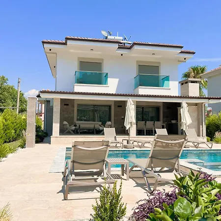Sahra Premium - Luxury 4 Bedroom With Private Pool & Garden In Dalyan Center Ortaca (Mugla)
