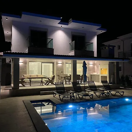 Sahra Premium - Luxury 4 Bedroom With Private Pool & Garden In Dalyan Center * Ortaca (Mugla)