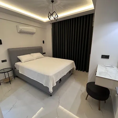 빌라 Sahra Premium - Luxury 4 Bedroom With Private Pool & Garden In Dalyan Center *