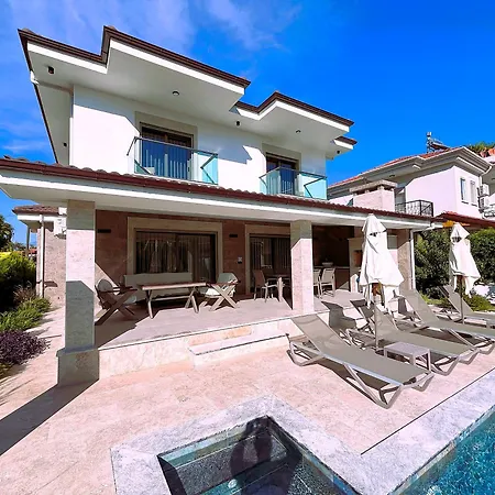 빌라 Sahra Premium - Luxury 4 Bedroom With Private Pool & Garden In Dalyan Center