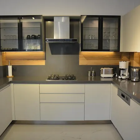 빌라 Sahra Premium - Luxury 4 Bedroom With Private Pool & Garden In Dalyan Center *