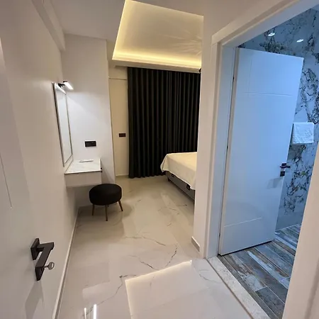 Sahra Premium - Luxury 4 Bedroom With Private Pool & Garden In Dalyan Center 빌라
