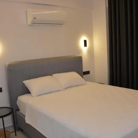 빌라 Sahra Premium - Luxury 4 Bedroom With Private Pool & Garden In Dalyan Center