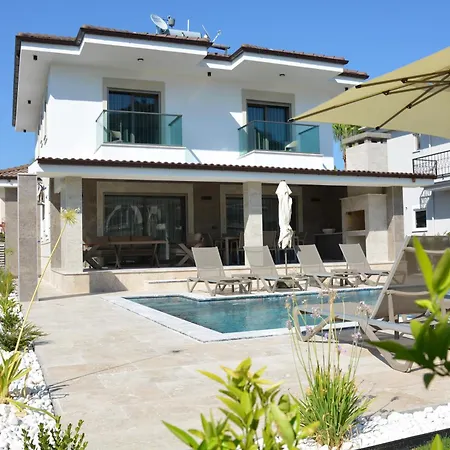 Sahra Premium - Luxury 4 Bedroom With Private Pool & Garden In Dalyan Center 빌라 Ortaca (Mugla)