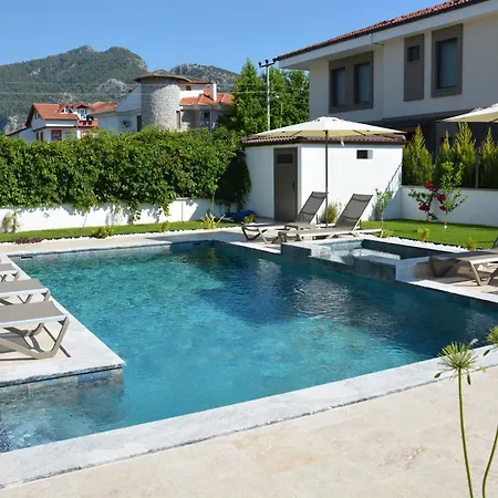 Sahra Premium - Luxury 4 Bedroom With Private Pool & Garden In Dalyan Center 빌라