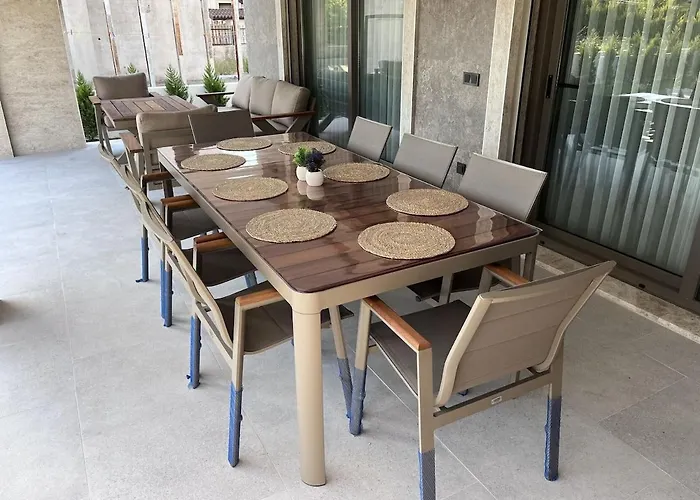 Vilă Sahra Premium - Luxury 4 Bedroom With Private Pool & Garden In Dalyan Center