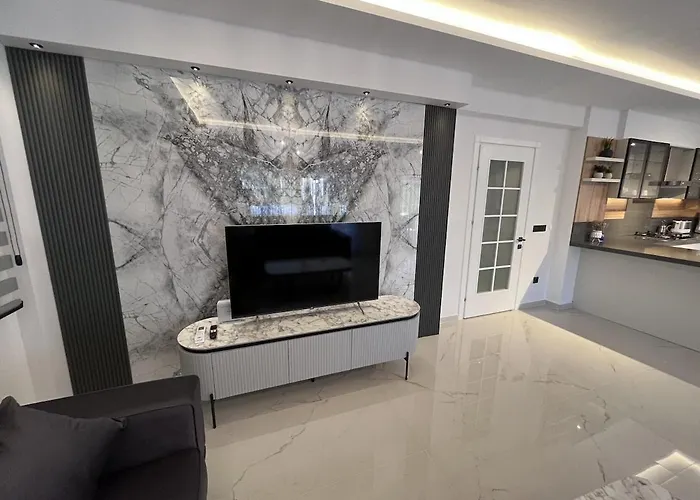 Vilă Sahra Premium - Luxury 4 Bedroom With Private Pool & Garden In Dalyan Center