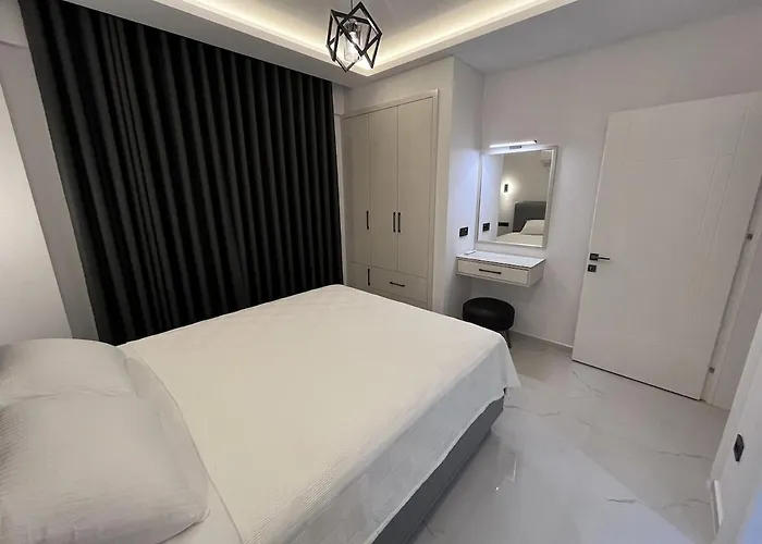 Sahra Premium - Luxury 4 Bedroom With Private Pool & Garden In Dalyan Center Vilă Ortaca (Mugla)