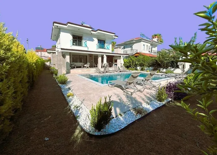 Sahra Premium - Luxury 4 Bedroom With Private Pool & Garden In Dalyan Center * Ortaca (Mugla)