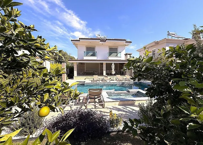 Vilă Sahra Premium - Luxury 4 Bedroom With Private Pool & Garden In Dalyan Center Ortaca (Mugla)