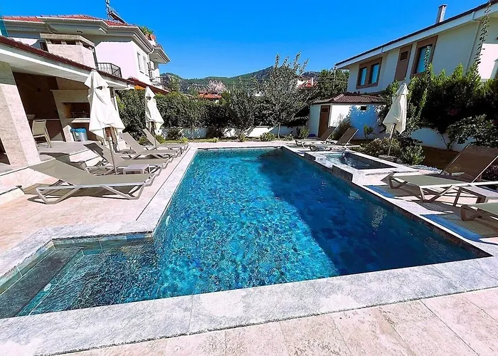 Sahra Premium - Luxury 4 Bedroom With Private Pool & Garden In Dalyan Center Vilă Ortaca (Mugla)