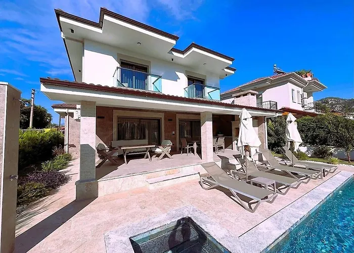 Vilă Sahra Premium - Luxury 4 Bedroom With Private Pool & Garden In Dalyan Center Ortaca (Mugla)
